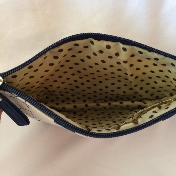 💙Cute Multi-Color Stars Cosmetic Bag💙 - Picture 7 of 10